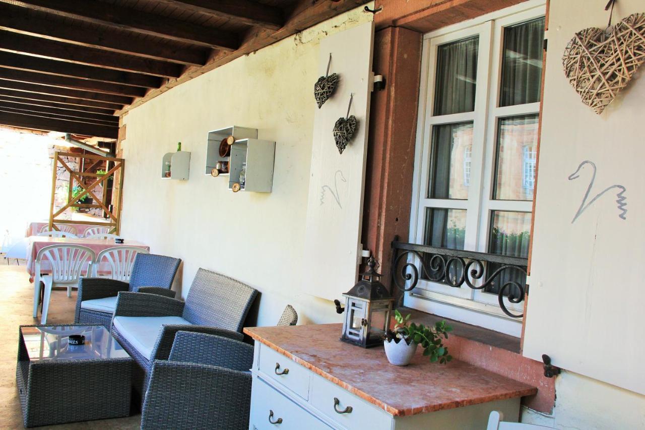 Hostellerie Au Cygne Виссамбур Экстерьер фото